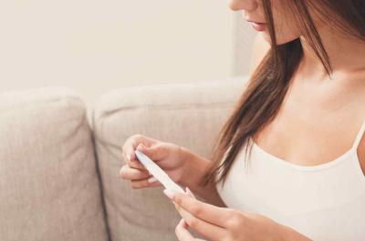 Teste de gravidez com linha clara: estou grávida?